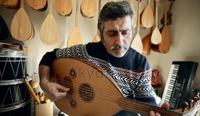 36 yıldır müzikle iç içe yaşıyor