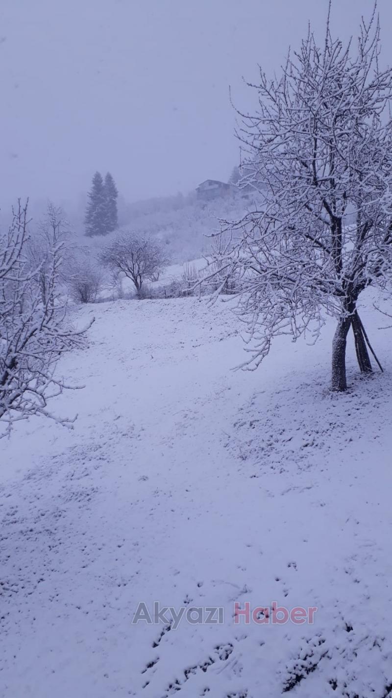 Sakarya'da yüksek kesimler karla kaplandı