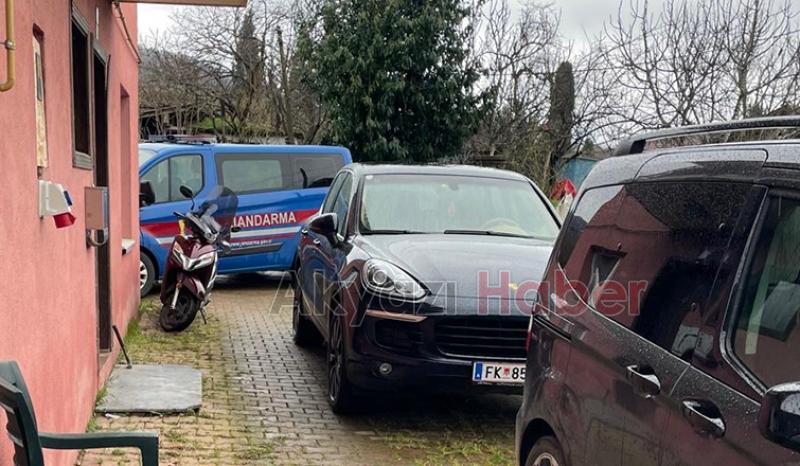 Akyazıda hırsızlık girişimi