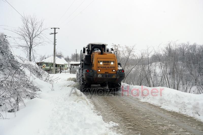 Sakarya'da kapalı yollar açılıyor
