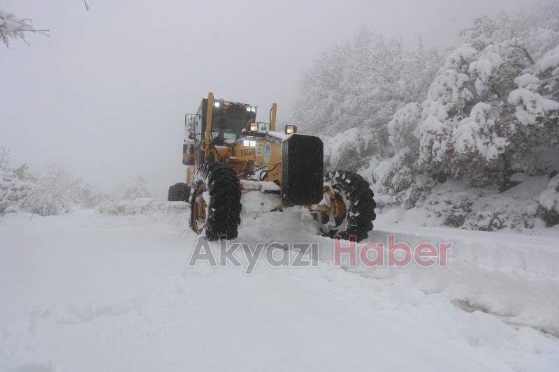 Sakarya'da 30 grup yolu ulaşıma açıldı