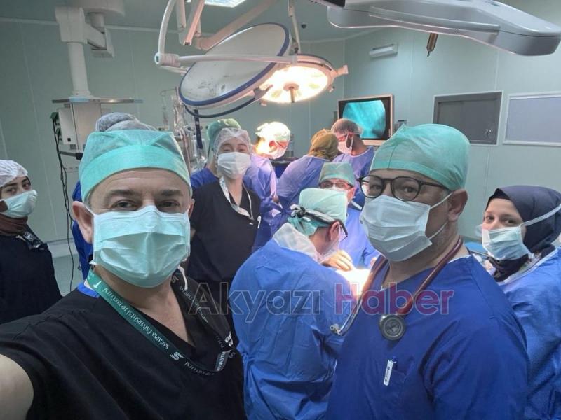 Sakarya'da 3 hastaya böbrek nakli yapıldı