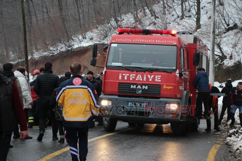 Otomobil ile hafif ticari araç çarpıştı: 5 yaralı