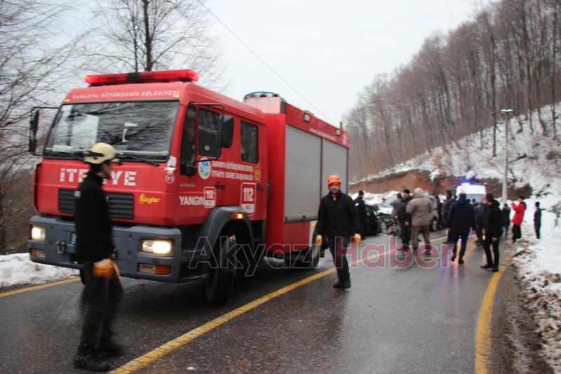 Otomobil ile hafif ticari araç çarpıştı: 5 yaralı