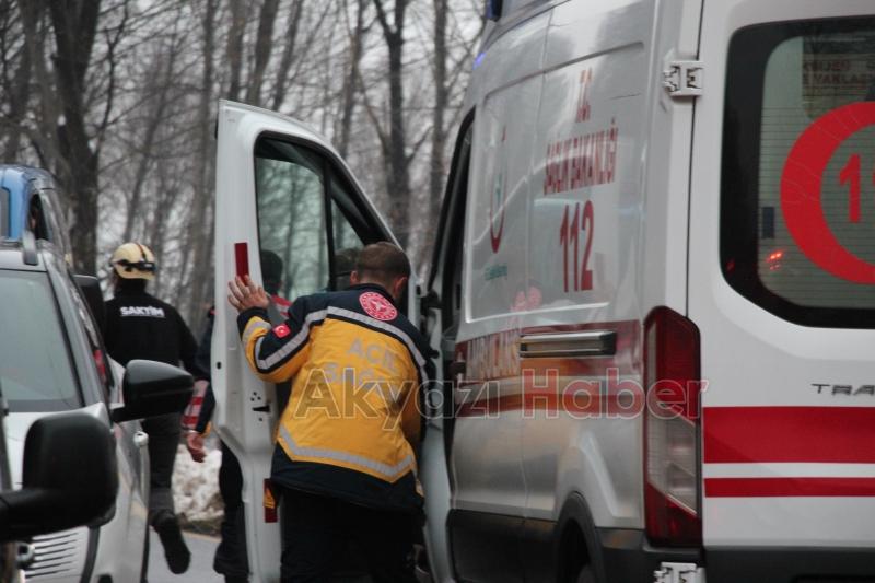Otomobil ile hafif ticari araç çarpıştı: 5 yaralı