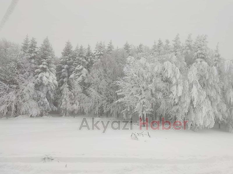 Acelle Yaylası'ndan kar fotoğrafları