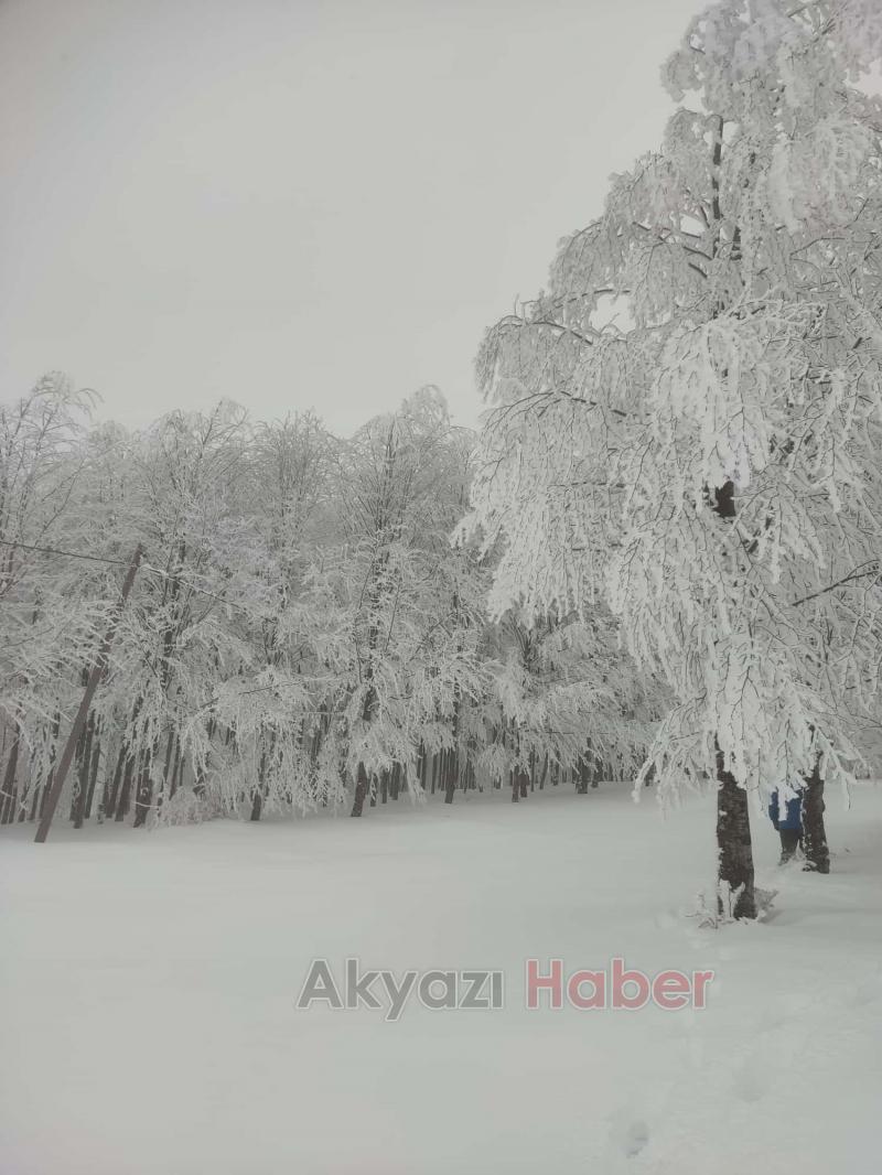 Acelle Yaylası'ndan kar fotoğrafları