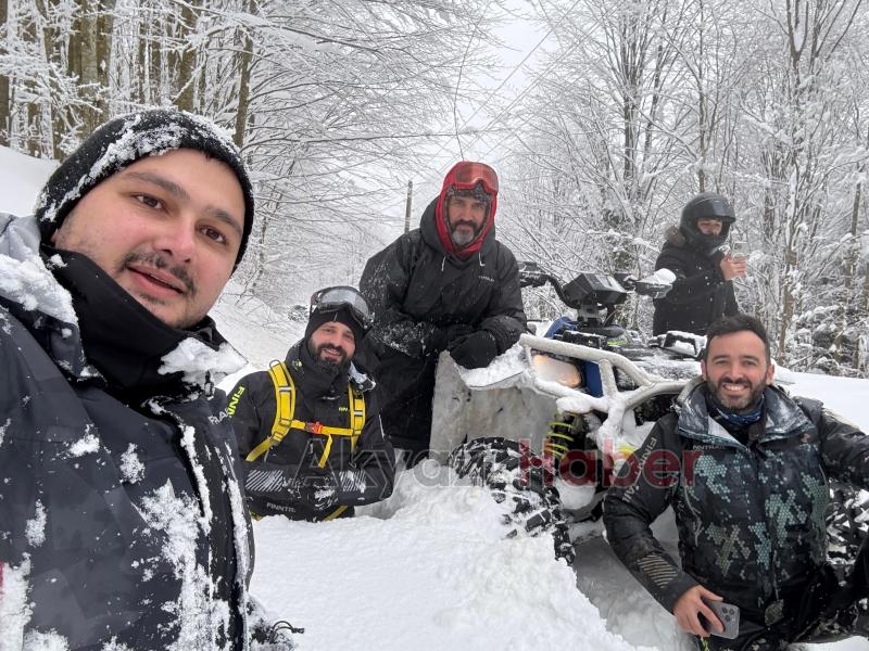 Keremali Yaylası'nda karda ATV kullandılar