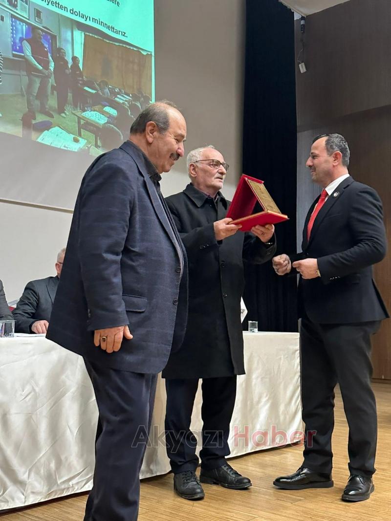 Kızılay Akyazı Şube'sinin olağan genel kurulu yapıldı