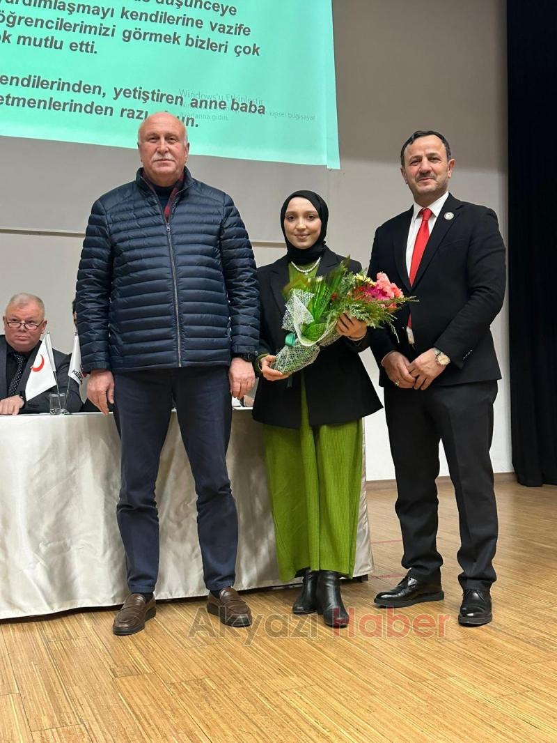 Kızılay Akyazı Şube'sinin olağan genel kurulu yapıldı