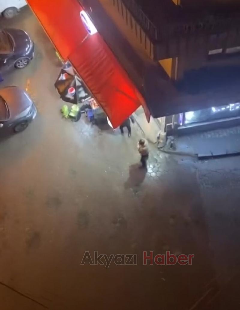 Hendek'te bıçaklı kavgadan hemen sonrasına ait görüntü