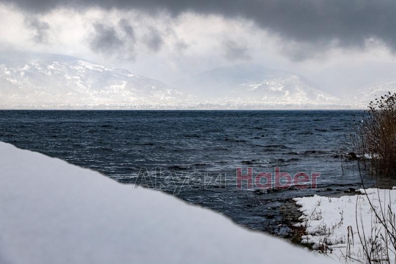 Sakarya'dan kar manzaraları