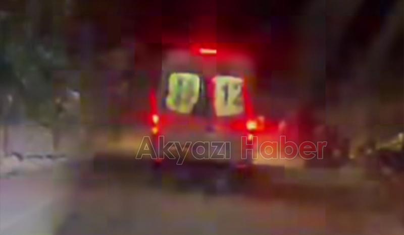 Hastaya giden ambulans karda mahsur kaldı