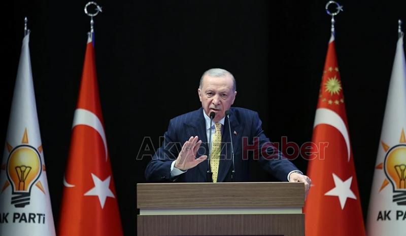 Cumhurbaşkanı Erdoğan'dan Özgür Özel'e: Ayağını denk al!