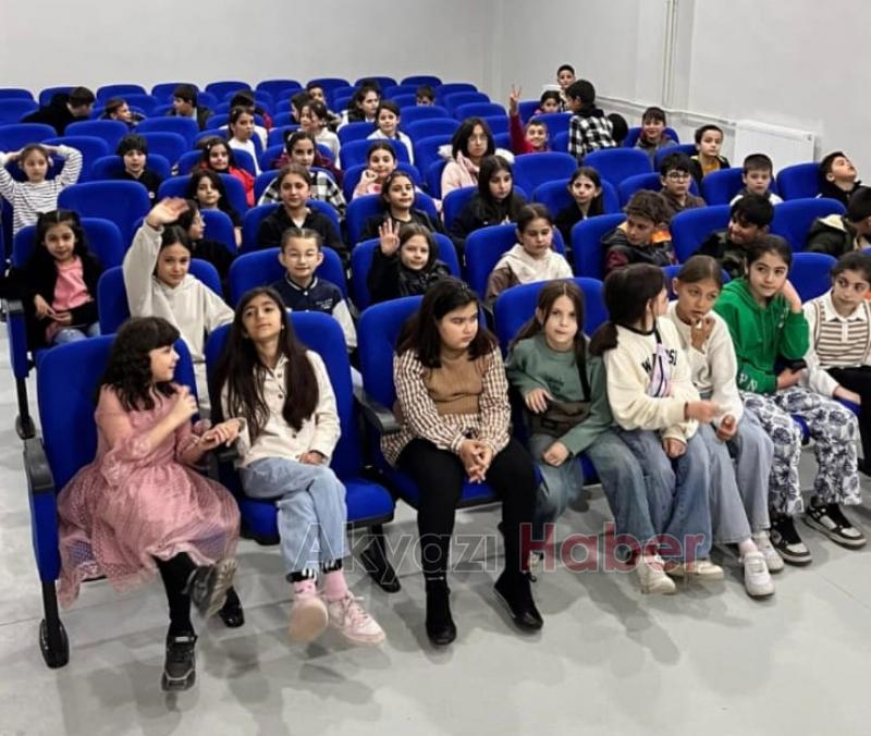 Akyazı Atatürk İlkokulu'nda ilk orucum, ilk iftarım etkinliği