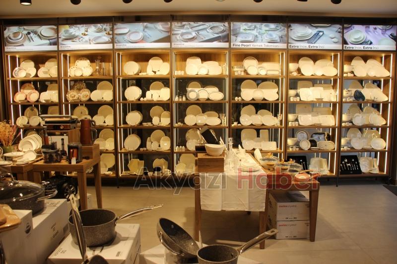 Karaca Home Akyazı’da Açtı! Büyük Açılışa Özel Fırsatları Kaçırmayın!