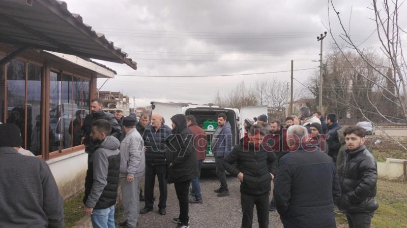 Fabrika yanında ölü bulunmuştu, toprağa verildi