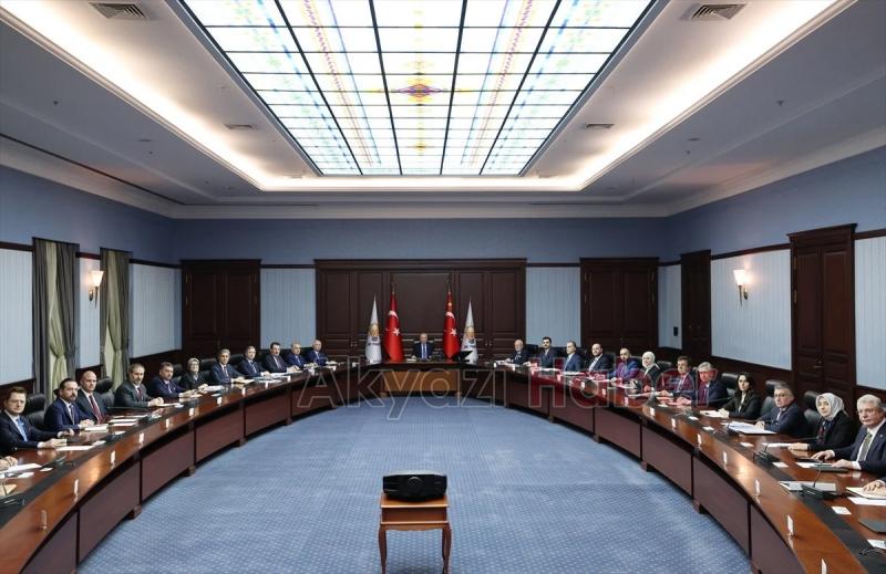 Cumhurbaşkanı Erdoğan'dan A Takımı'na ilk talimat: Sahada olun