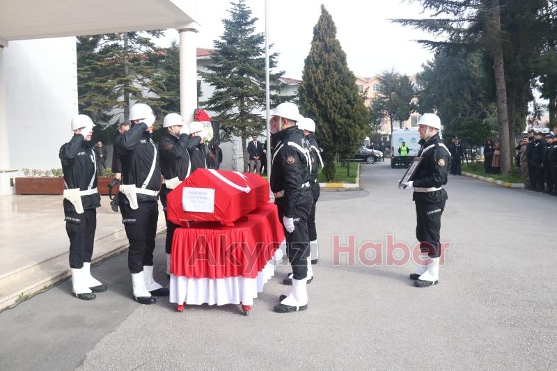 Trafik polisi Yaşar Sevim'e veda