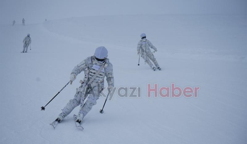 Bordo Berelilerin dondurucu soğukta kış eğitimi
