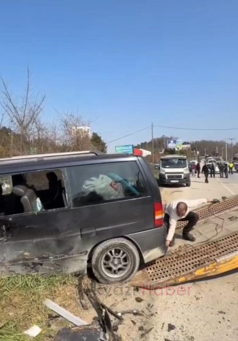 Sapanca yolunda kaza: 10 yaralı