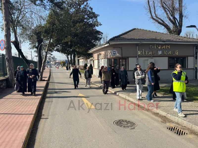 Hz. Muhammed’in (S.A.V) Mukaddes emanetler ile ilk kez buluştular