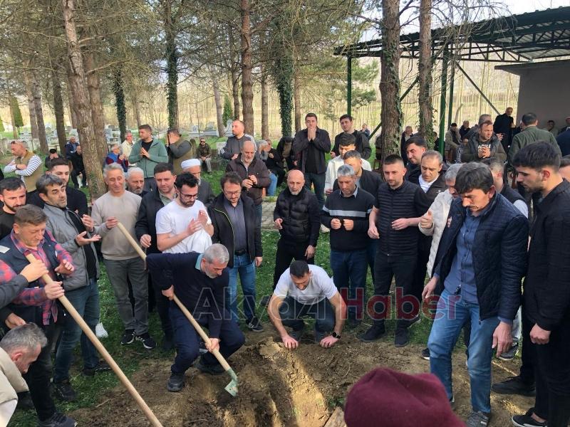 İsmail Şahin toprağa verildi.