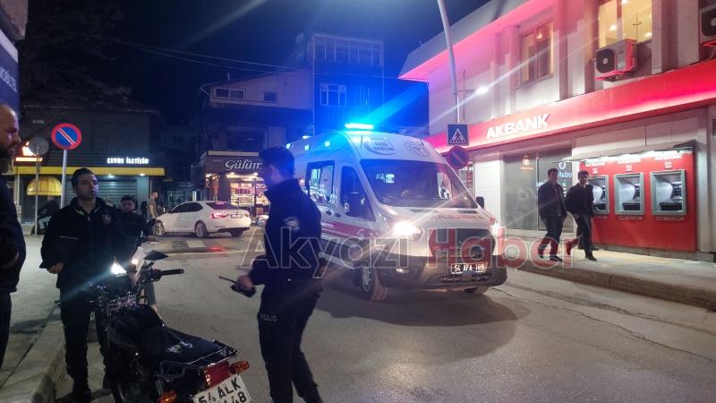 Caddede motosikletliler çarpıştı