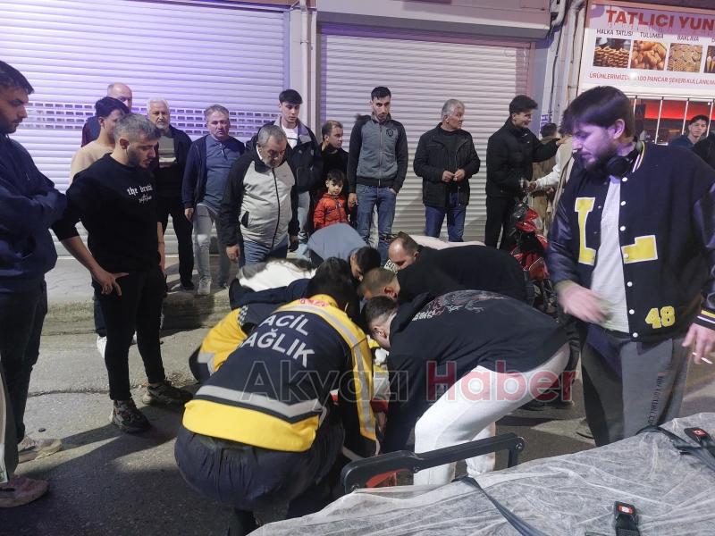 Caddede motosikletliler çarpıştı