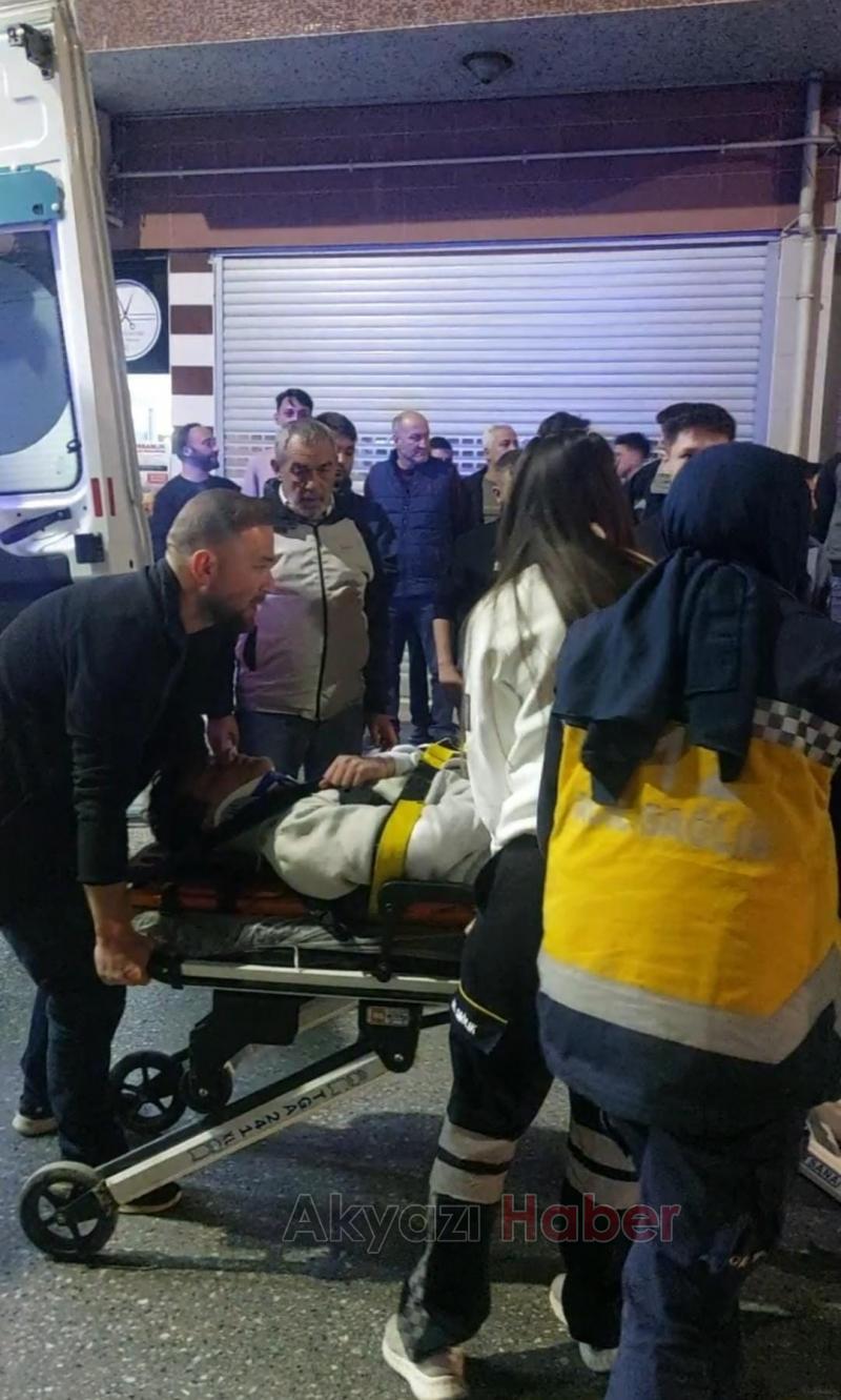 Caddede motosikletliler çarpıştı