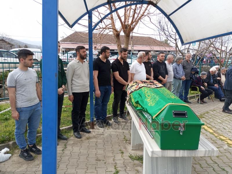 Fatma Aydın Ve Emine Aydın defnedildi