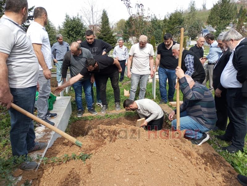 Fatma Aydın Ve Emine Aydın defnedildi