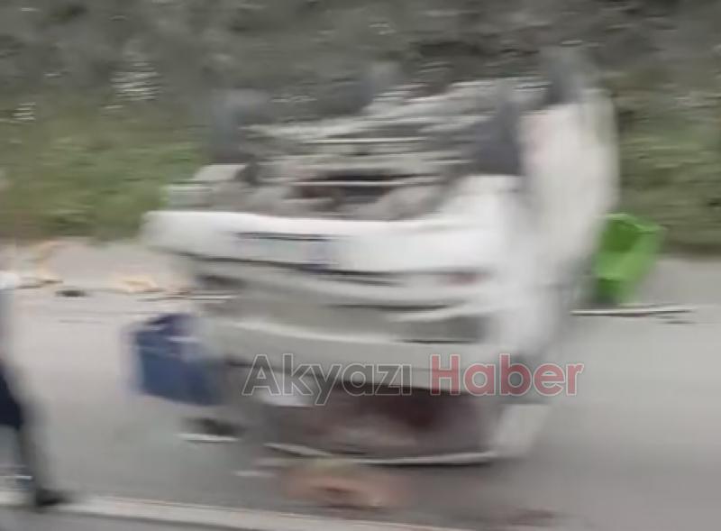 Minibüs takla attı 2 yaralı