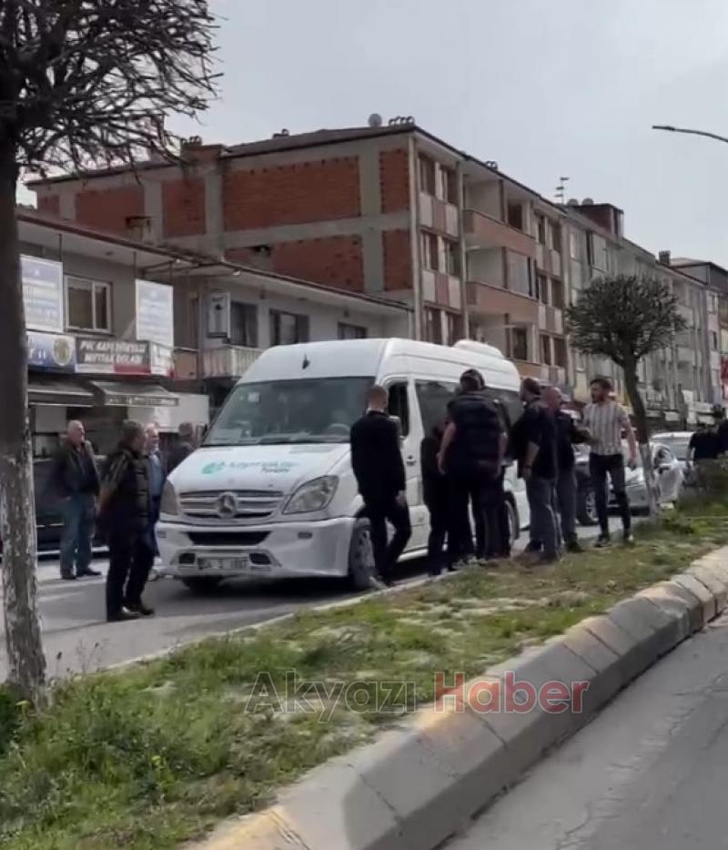 Servis şoförü direksiyon başında fenalaştı