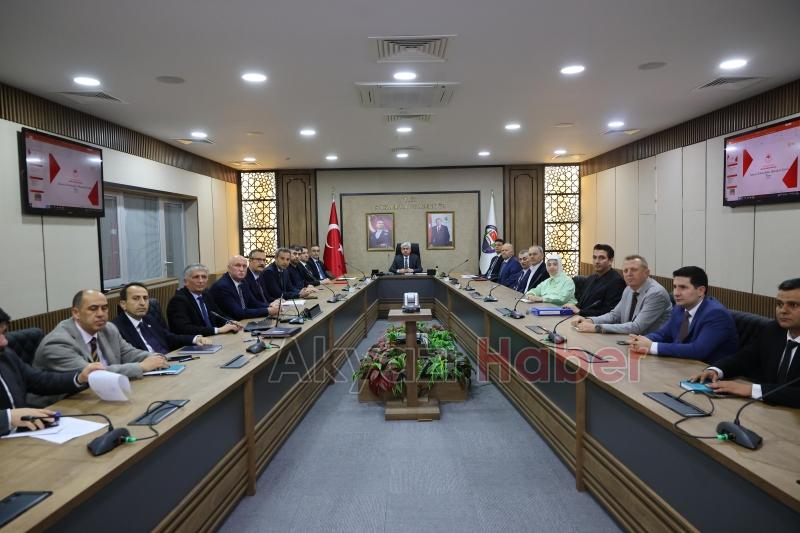 Su seviyesi kritik eşikte olan Sapanca Gölü için önemli kararlar