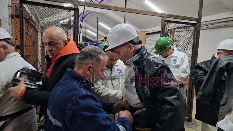 Ergün Atalay, madencilerle yerin 600 metre altında oruç açtı