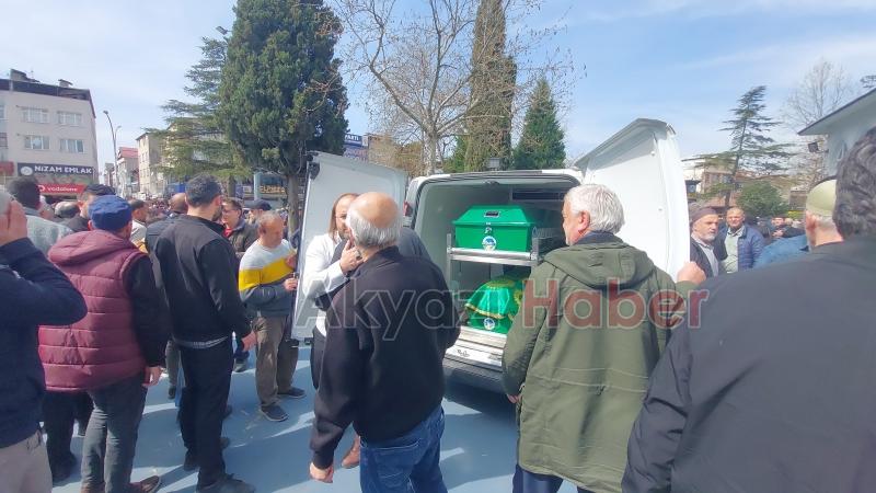 Duvarın altına kalmıştı, tekvando hocası toprağa verildi