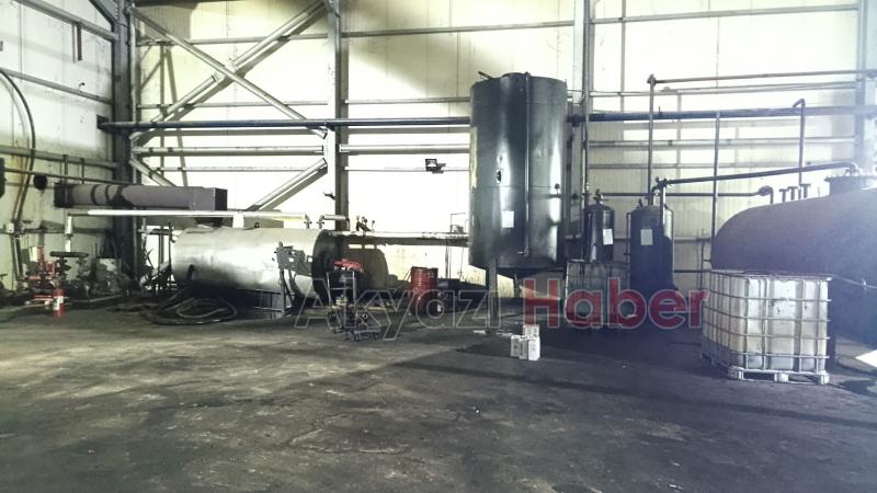 Sakarya'da tırda 370 bin litre kaçak akaryakıt ele geçirildi