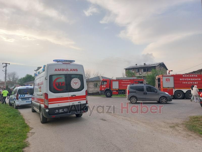 Akyazı'da 3 katlı binada yangın