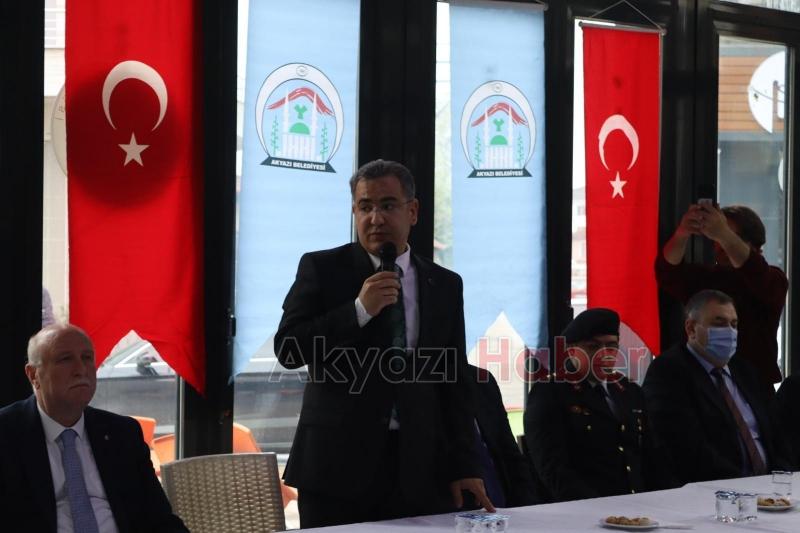 Akyazı'da bayramlaşma programı yapıldı