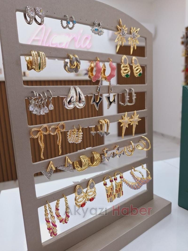 Alegria Takı Dünyası Açıldı, Işıltını Seç!