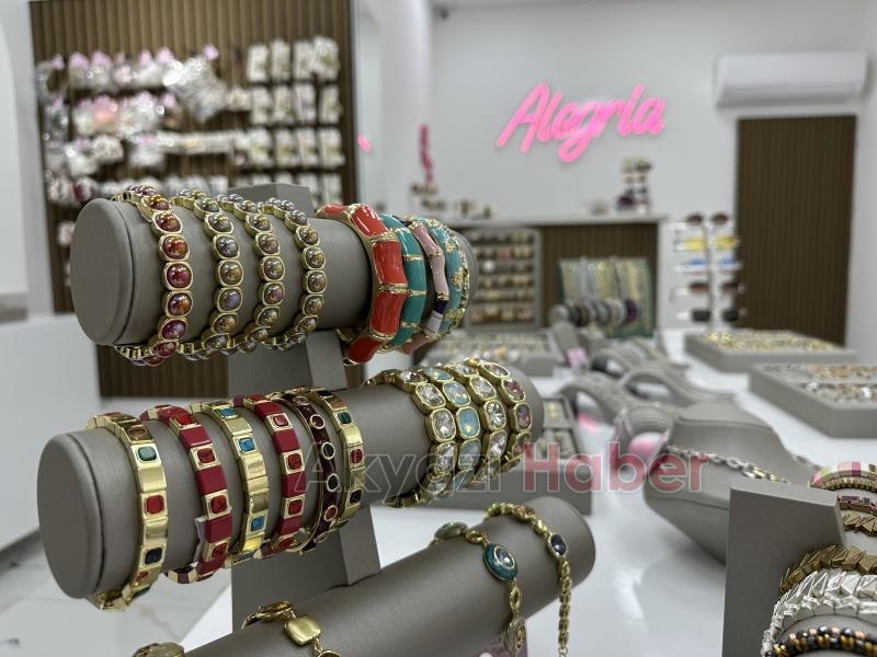 Alegria Takı Dünyası Açıldı, Işıltını Seç!