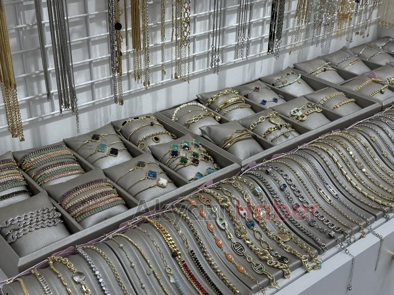 Alegria Takı Dünyası Açıldı, Işıltını Seç!