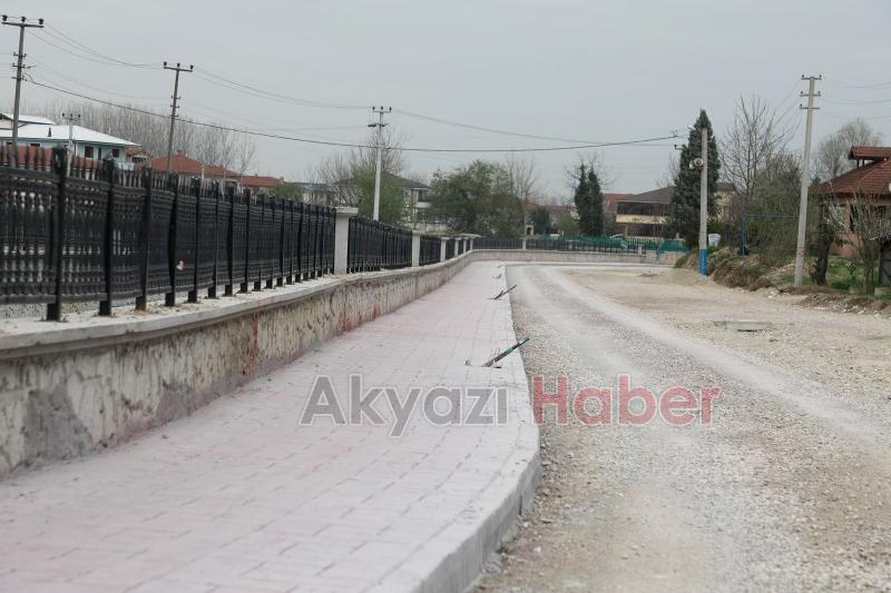 Karacasu’nun yeni cadde ve yaşam alanı hızla tamamlanıyor