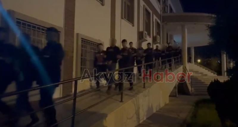 Cinsel içerikli görüntülerini kaydederek  500 milyon liralık vurgun yaptılar