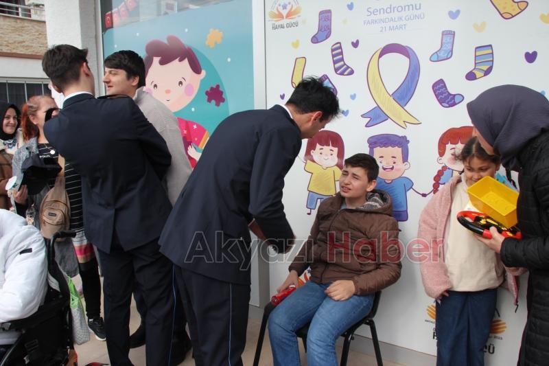  Özel Çocuklardan Polis Teşkilatına Duygu Yüklü Tablo