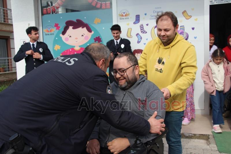  Özel Çocuklardan Polis Teşkilatına Duygu Yüklü Tablo