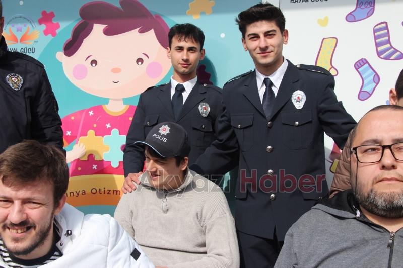  Özel Çocuklardan Polis Teşkilatına Duygu Yüklü Tablo