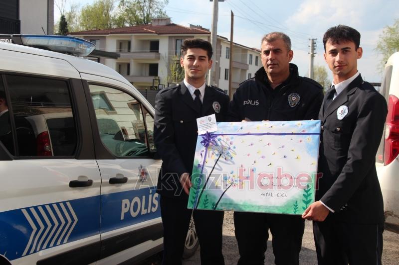  Özel Çocuklardan Polis Teşkilatına Duygu Yüklü Tablo