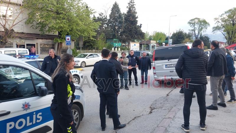 Kavga ihbarına giden polislere sürpriz kutlama